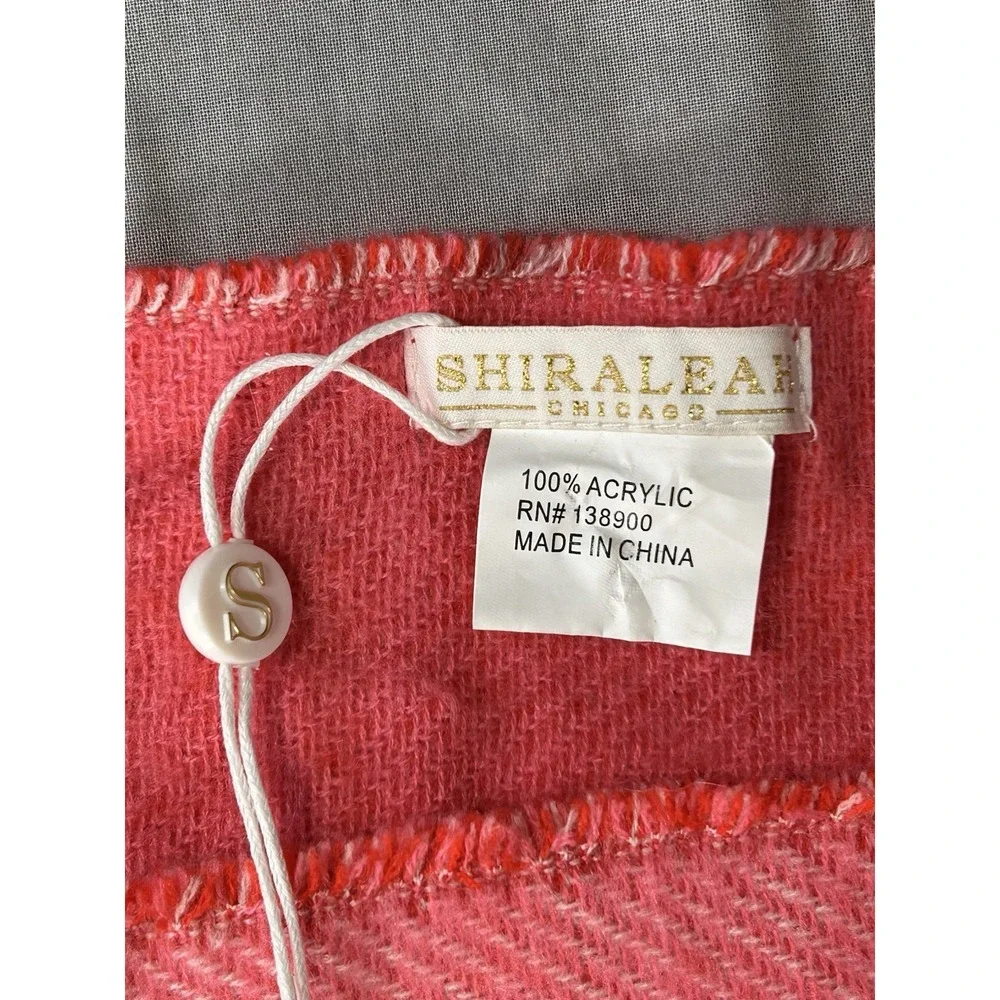 Shiraleah Chicago Christmas Throw 